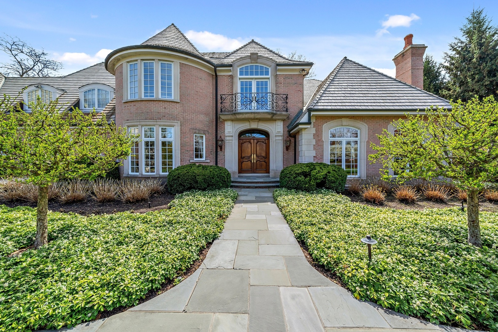 117 Woodley Road Winnetka, IL 60093 - Photo 3 of 55