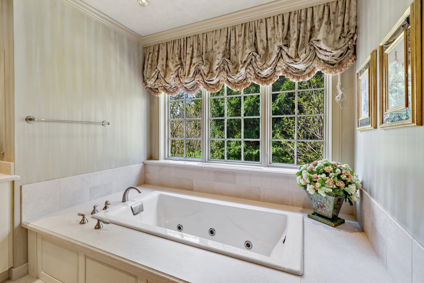 117 Woodley Road Winnetka, IL 60093 - Photo 33 of 55