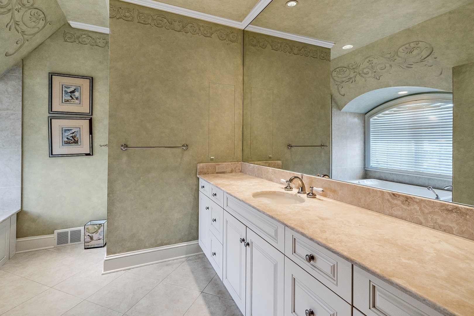 117 Woodley Road Winnetka, IL 60093 - Photo 42 of 55