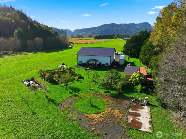 $755,000 | 314 East Valley Road, Skamokawa, WA 98647