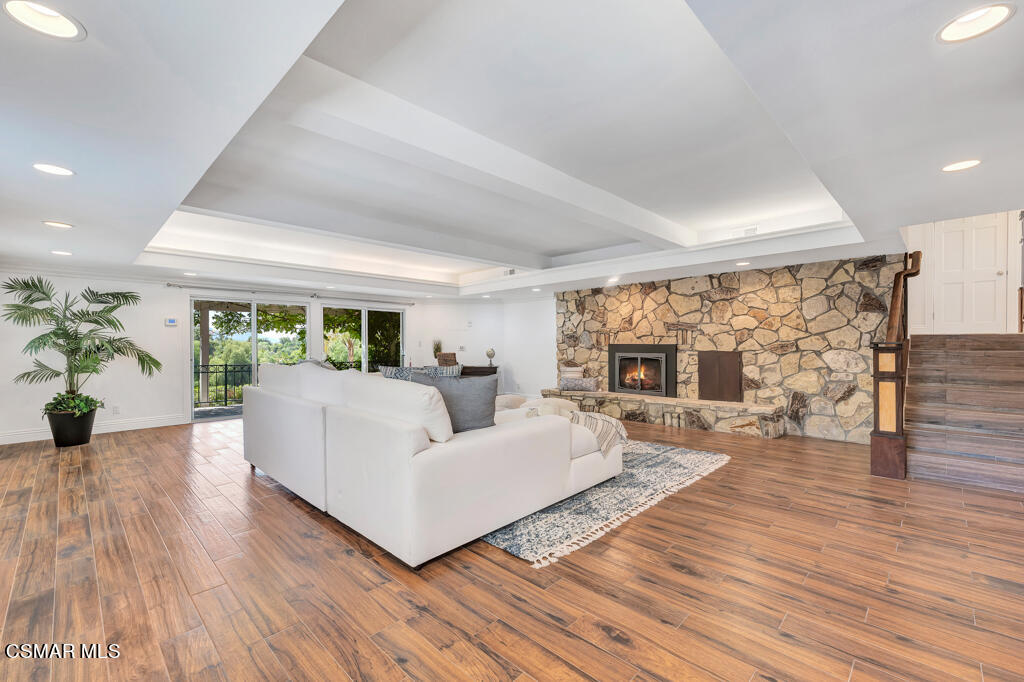 1631 Hauser Circle Thousand Oaks, CA 91362 - Photo 25 of 56 a living room with furniture and a fireplace