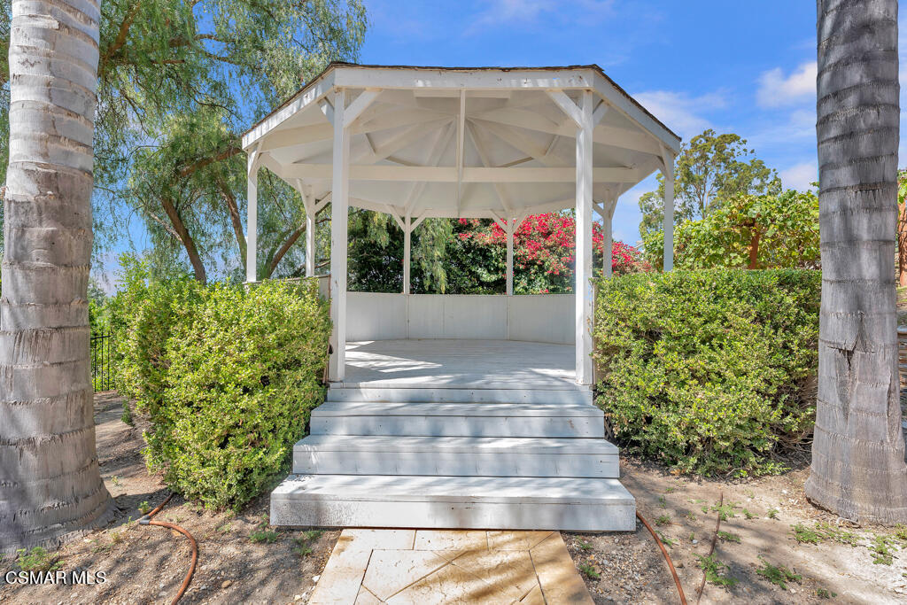 1631 Hauser Circle Thousand Oaks, CA 91362 - Photo 48 of 56 a view of a pathway with an house