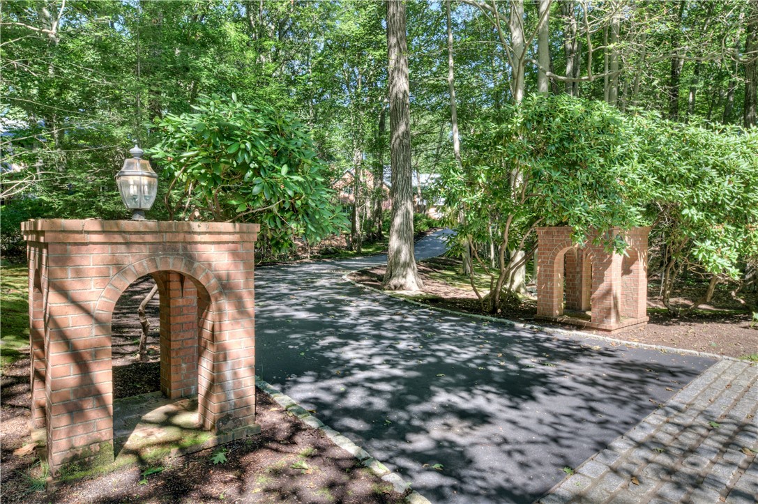 137 Signal Ridge Way East Greenwich, RI 02818 - Photo 4 of 50 Pillars with Lights