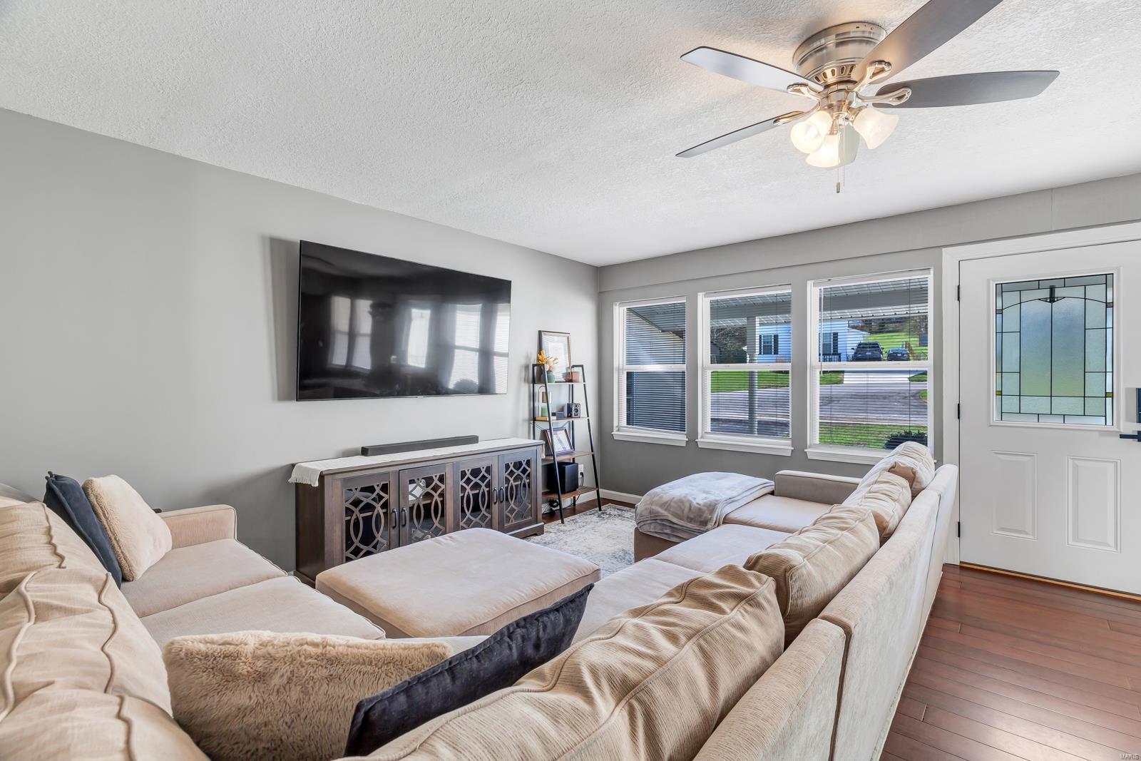 7006 Randolph Drive Barnhart, MO 63012 - Photo 5 of 26