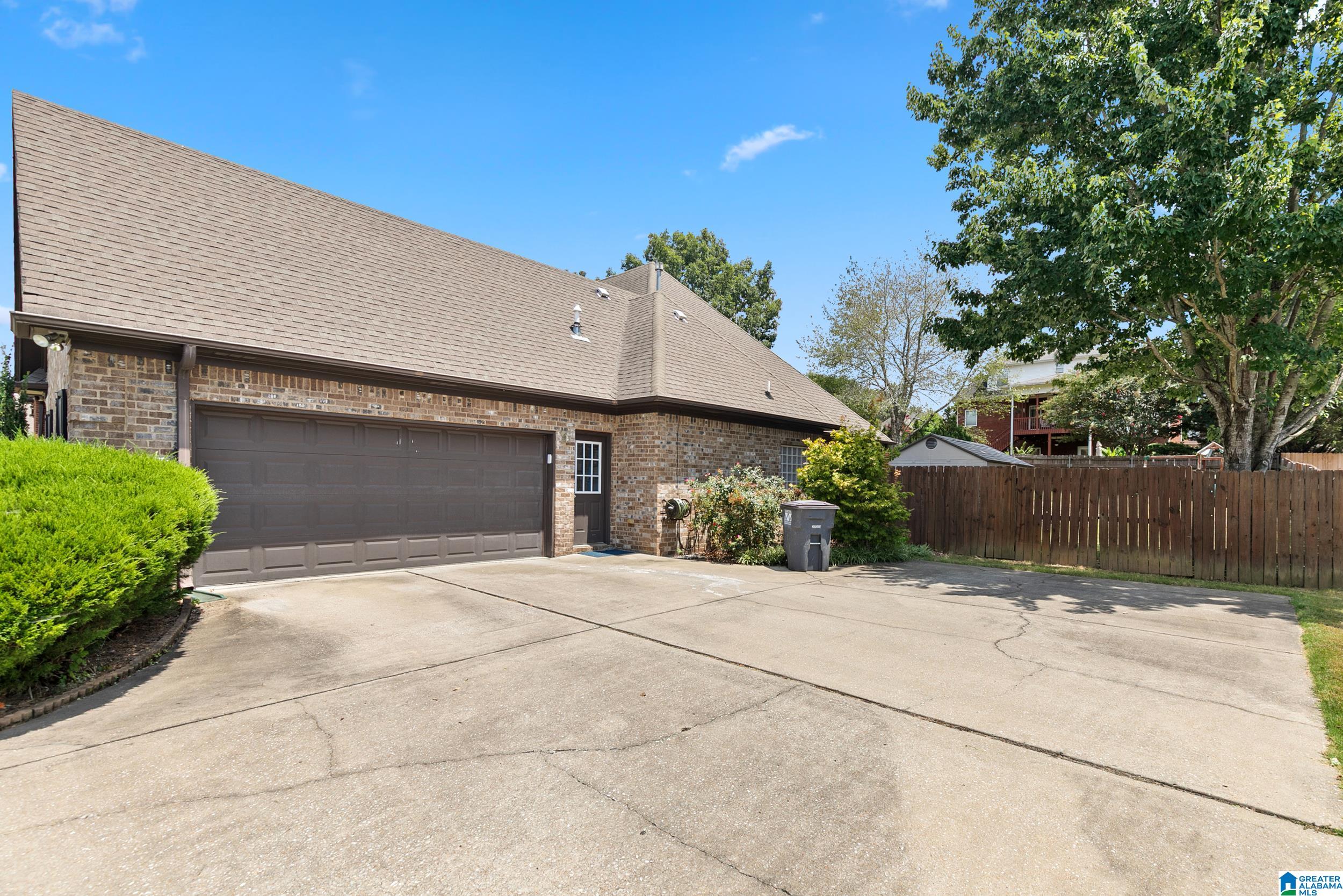 4309 Springbrook Lane Gardendale, AL 35071 - Photo 5 of 44