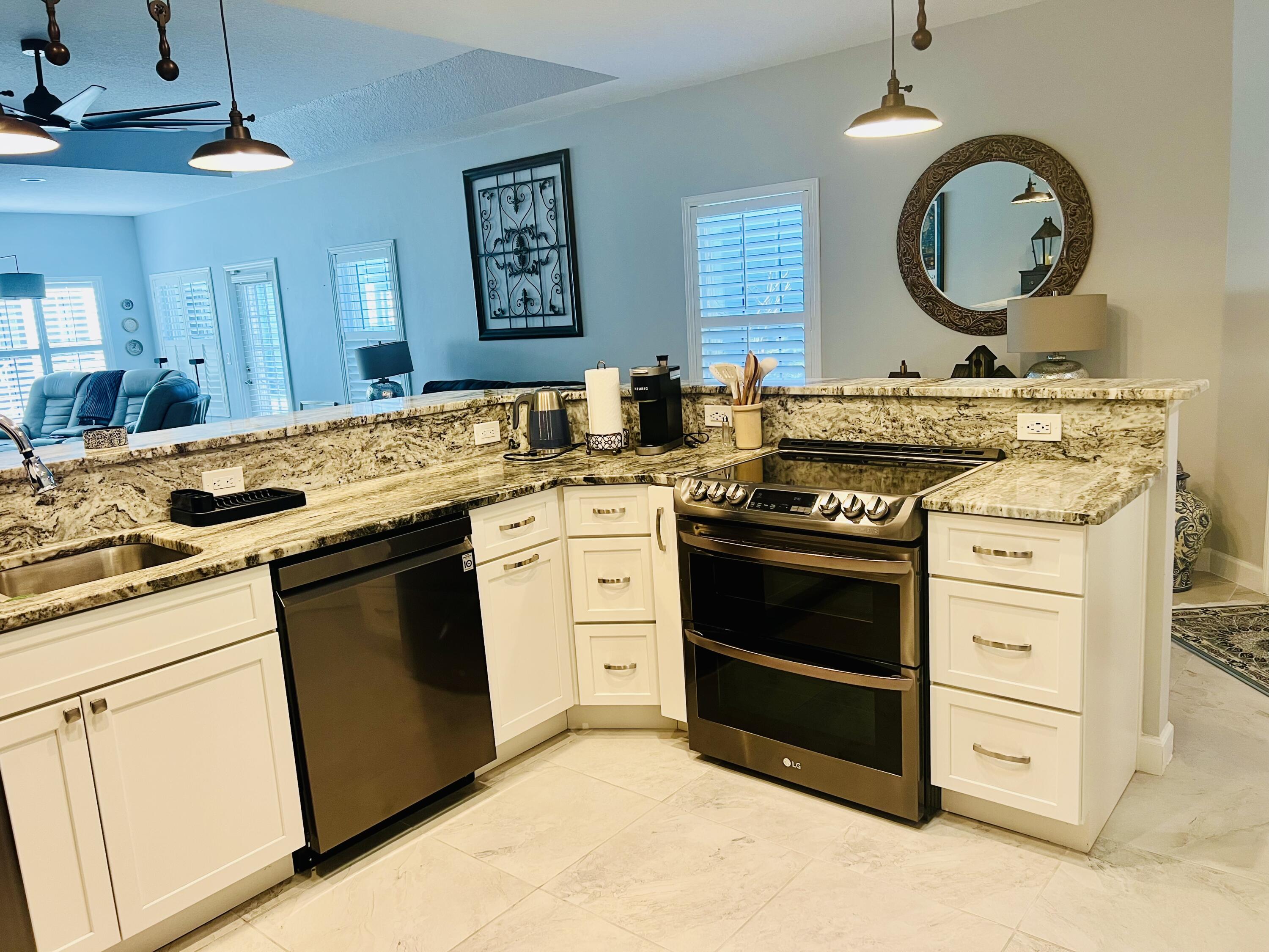 4042 Gator Trace Road Fort Pierce, FL 34982 - Photo 5 of 26 Dual ovens