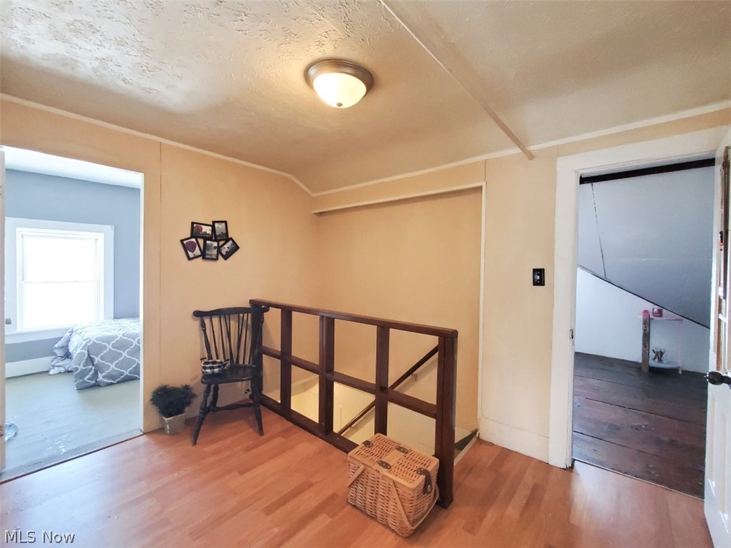 632 Cleveland Road Ravenna, OH 44266 - Photo 17 of 23 Second floor unit landing.