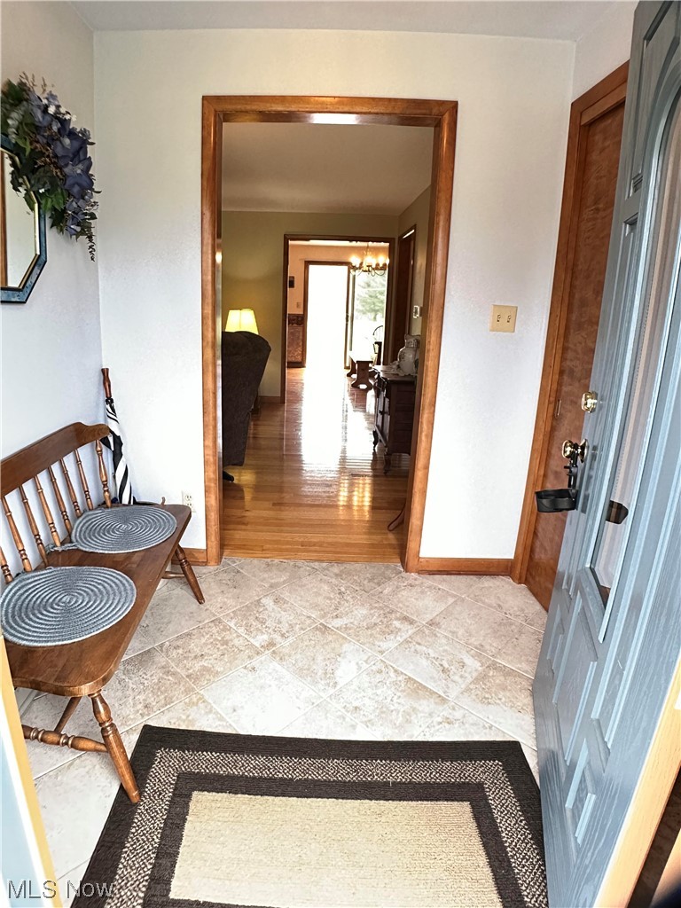 390 Valley Road Salem, OH 44460 - Photo 2 of 33