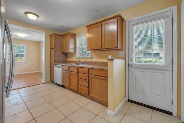 $2,200 | 2115 Jackson Bluff Road, Tallahassee, FL 32304