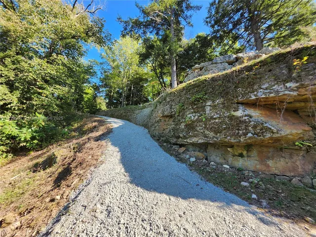 $319,500 | 18443 Otter Point Road, Wellesley Island, NY 13640