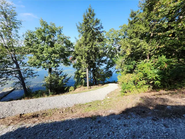 $319,500 | 18443 Otter Point Road, Wellesley Island, NY 13640