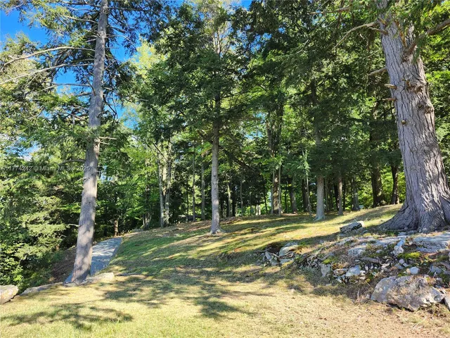 $319,500 | 18443 Otter Point Road, Wellesley Island, NY 13640