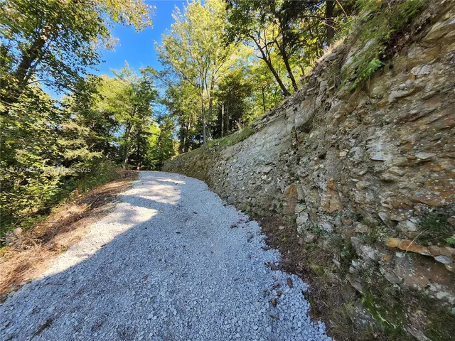 $319,500 | 18443 Otter Point Road, Wellesley Island, NY 13640