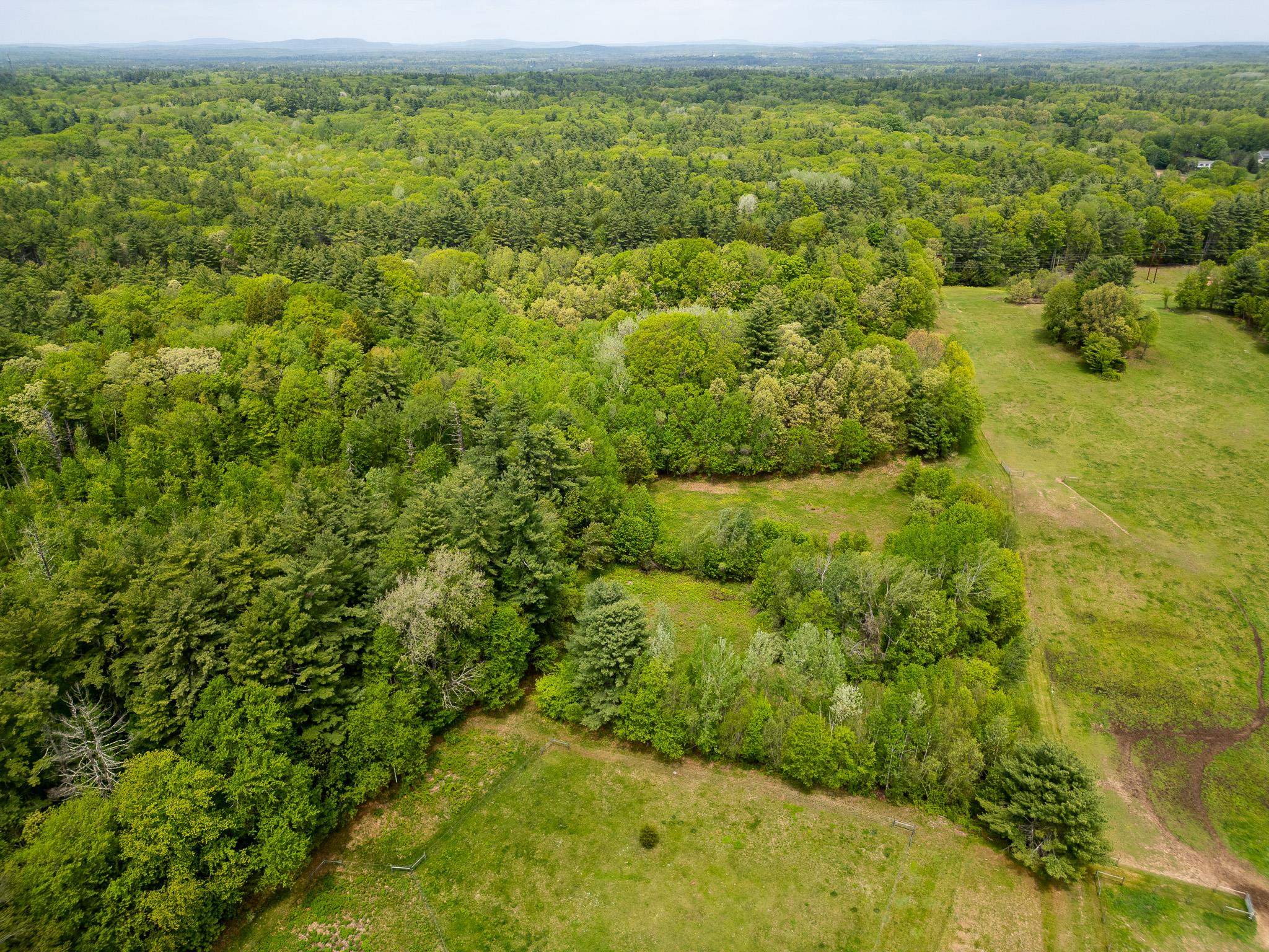 337 Middle Road Brentwood, NH 03833 - Photo 36 of 46