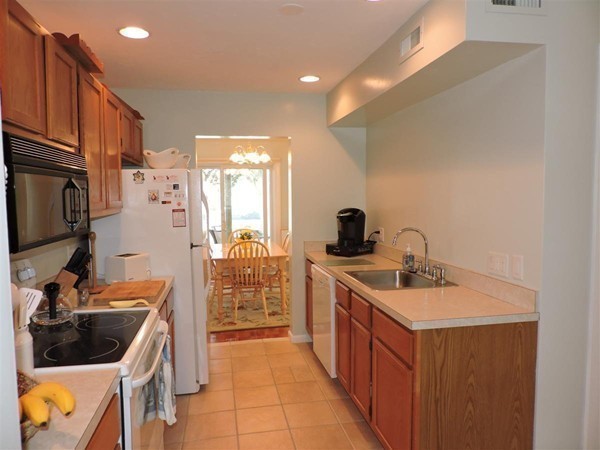 502 Beacon Park Road, Unit 502 Webster, MA 01570 - Photo 15 of 30 Gallery Image 15