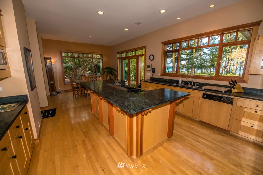 4423 East Sequim Bay Road Sequim, WA 98382 - Photo 8 of 25 Gallery Image 8