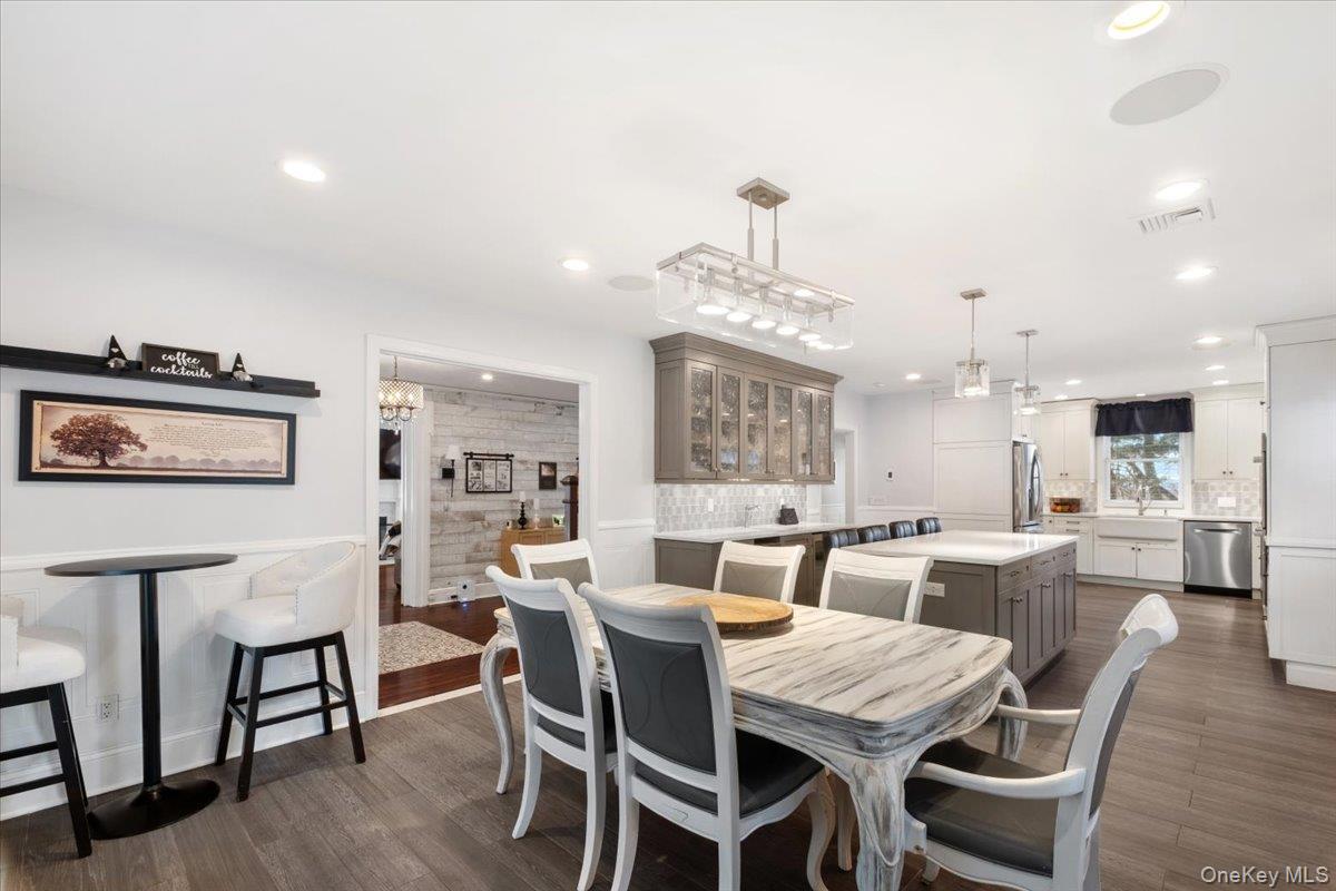 27 Ryder Road Ossining, NY 10562 - Photo 7 of 38 Alternate view of Dining Area
