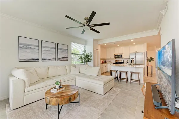 $3,000 | 18114 Gawthrop Drive, Unit 108, Bradenton, FL 34211