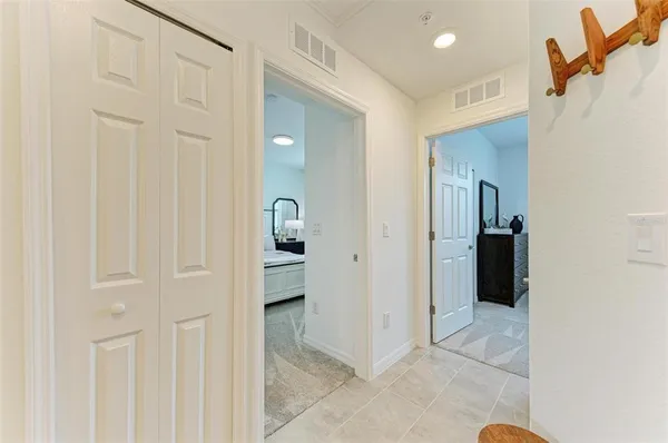 $3,000 | 18114 Gawthrop Drive, Unit 108, Bradenton, FL 34211