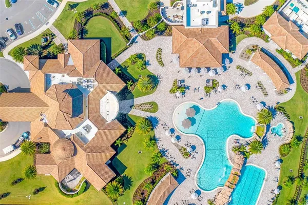 $3,000 | 18114 Gawthrop Drive, Unit 108, Bradenton, FL 34211