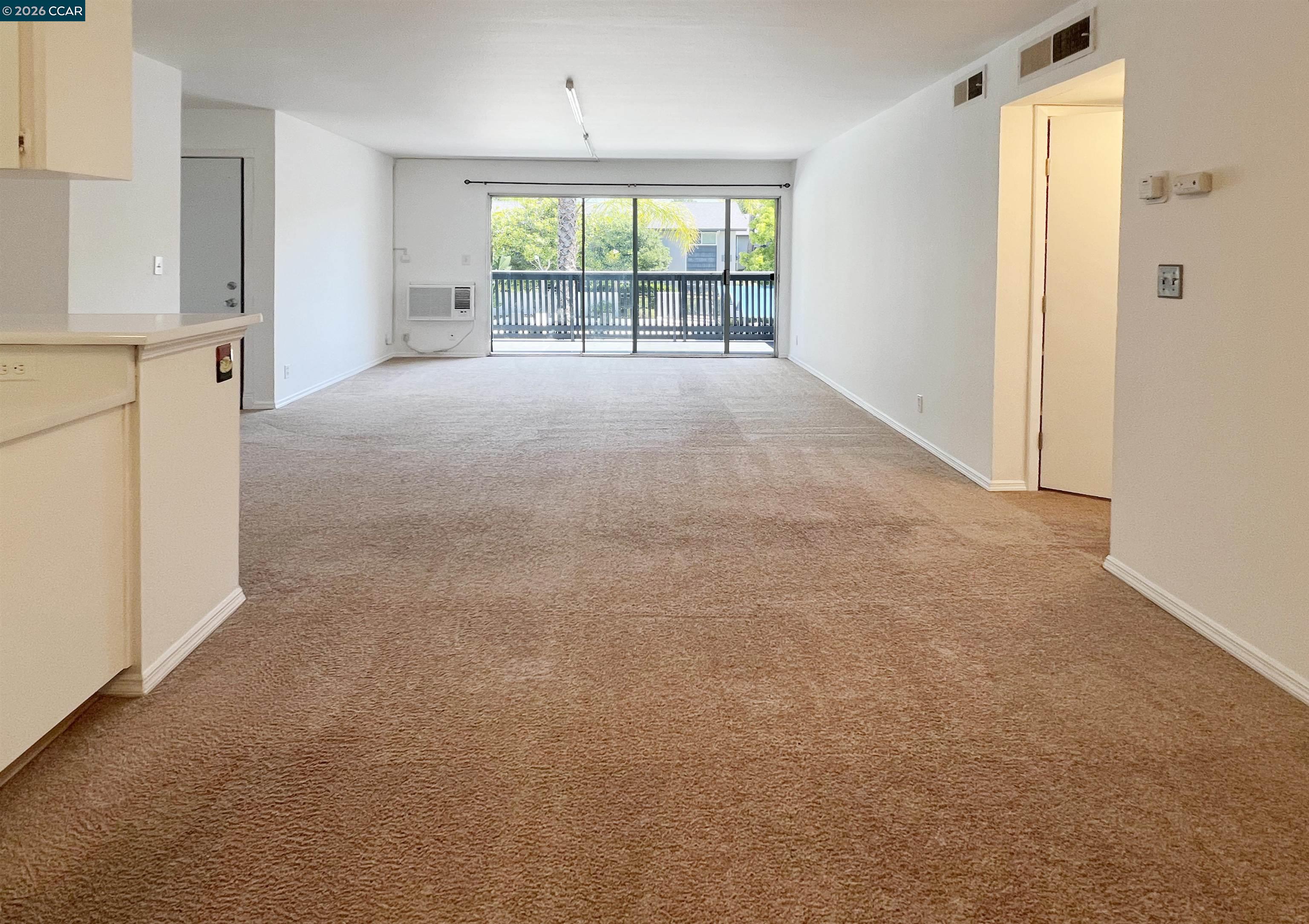 9085 Alcosta Boulevard, Unit 424 San Ramon, CA 94583 - Photo 6 of 18 Living room and Dining room