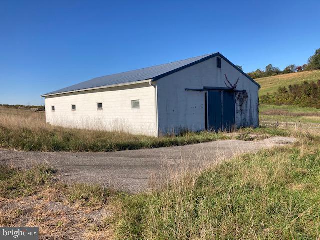 1404 Uniontown Road Westminster, MD 21158 - Photo 13 of 24 a house view with a backyard space