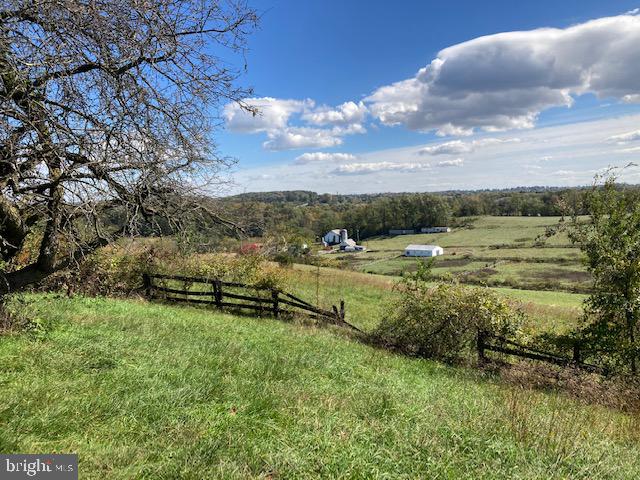 1404 Uniontown Road Westminster, MD 21158 - Photo 8 of 24 a view of outdoor space and yard