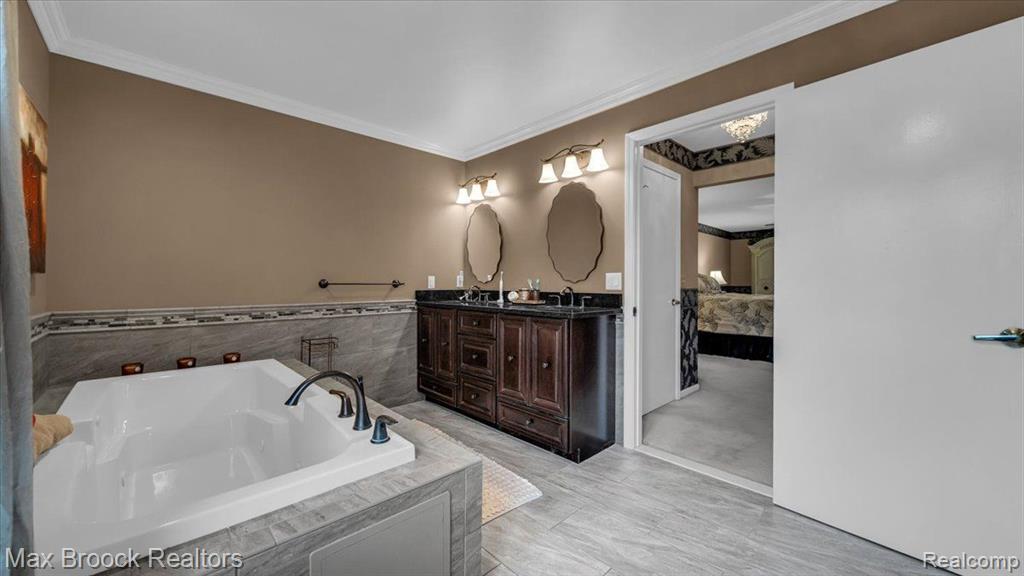 404 Shellbourne Drive Rochester Hills, MI 48309 - Photo 38 of 52