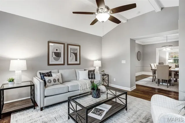 $500,000 | 7162 Pershing Avenue, University City, MO 63130