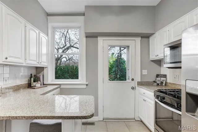 $500,000 | 7162 Pershing Avenue, University City, MO 63130