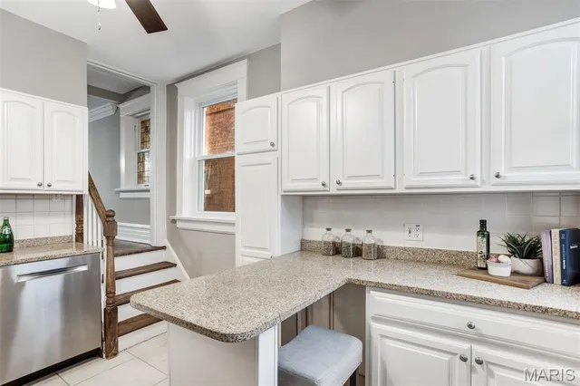 $500,000 | 7162 Pershing Avenue, University City, MO 63130