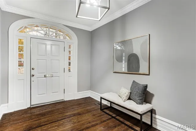 $500,000 | 7162 Pershing Avenue, University City, MO 63130