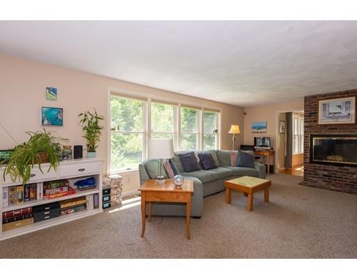 9 Dover Hill Road Topsfield, MA 01983 - Photo 8 of 26 Gallery Image 8