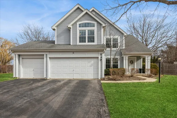 $440,000 | 6 Morningside Court, Lake In The Hills, IL 60156