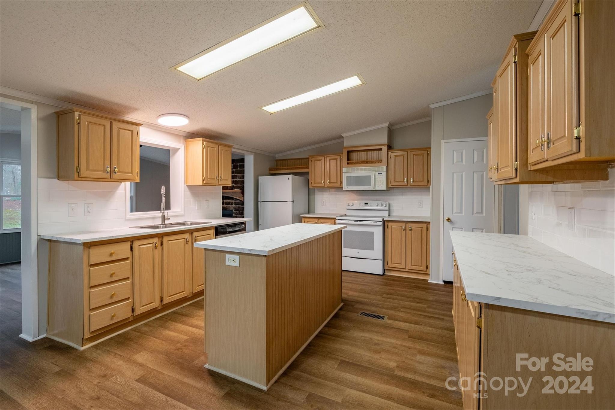 116 R And Circle South Apex, NC 27523 - Photo 7 of 22 Gallery Image 7