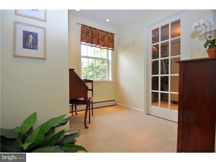 420 Glenwyth Road Wayne, PA 19087 - Photo 15 of 25 Bedroom - Main