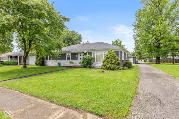 $250,000 | 333 John Street, Lapel, IN 46051