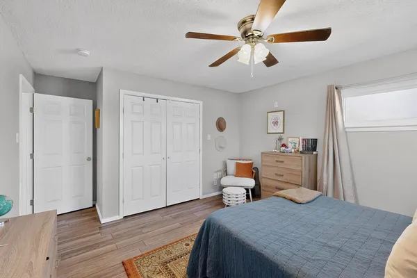 $464,900 | 153 Sheri Lane, Hurst, TX 76053