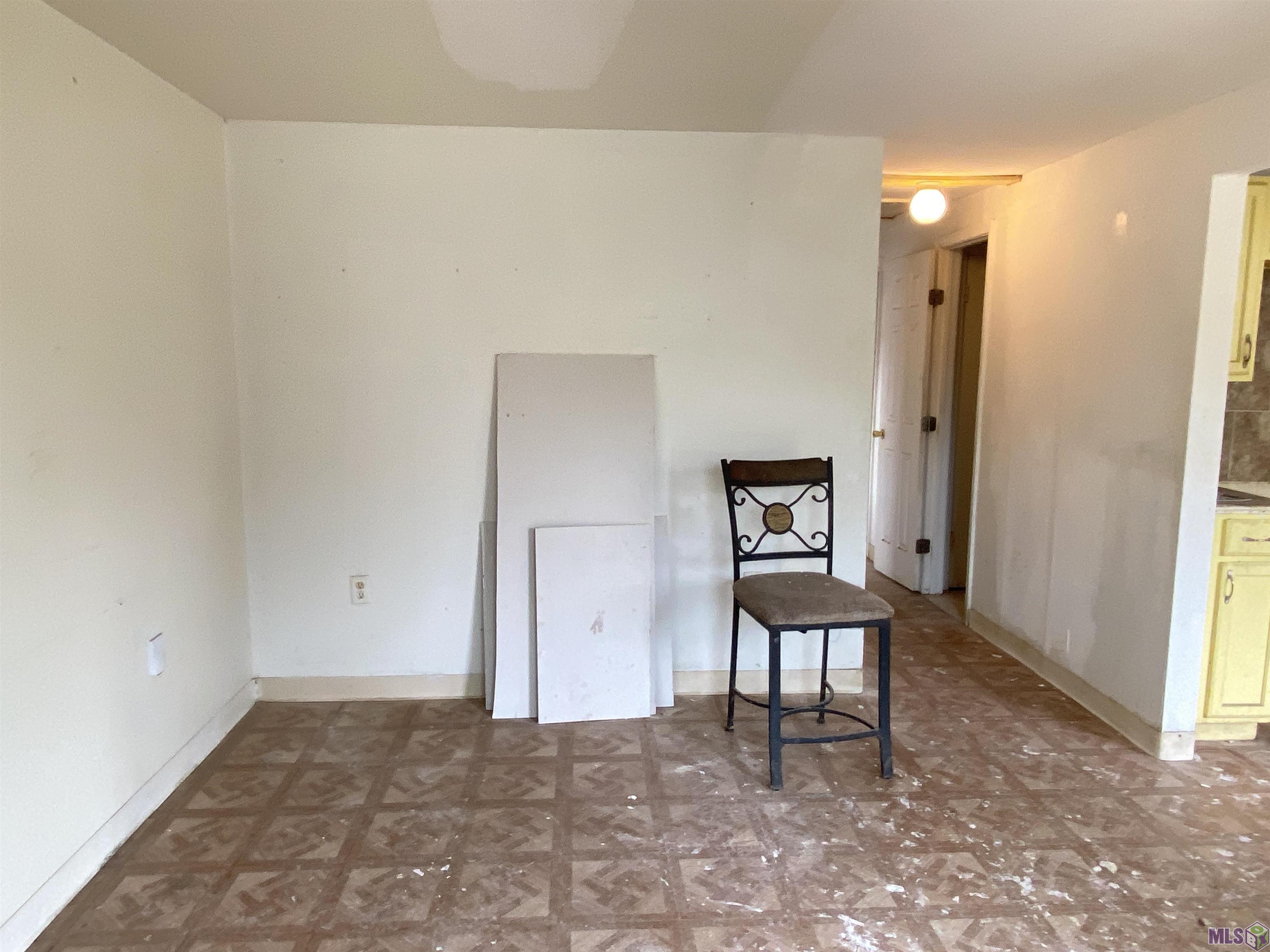 7399 Maplewood Drive Baton Rouge, LA 70812 - Photo 4 of 18