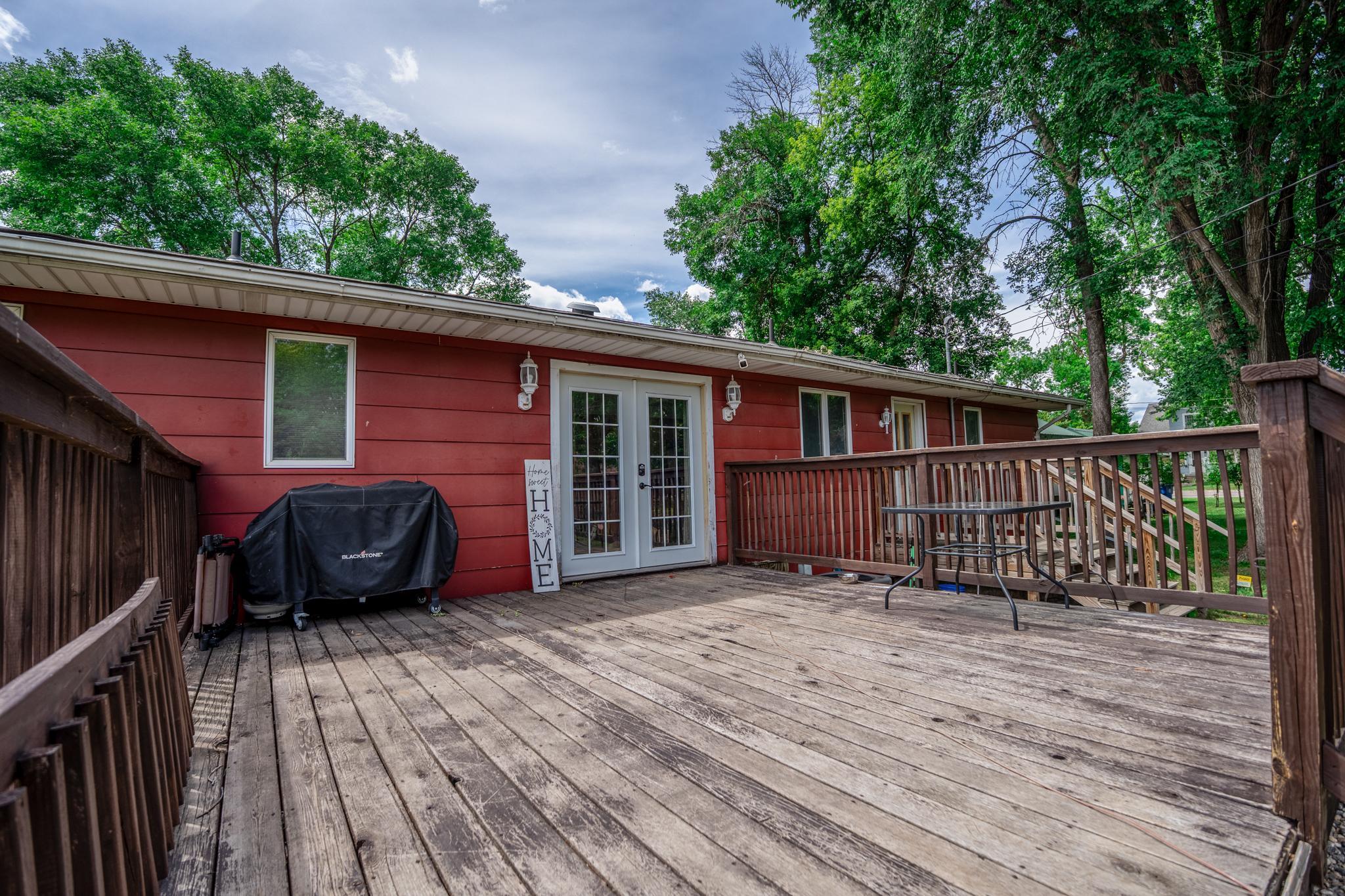 416 8th Avenue Madison, MN 56256 - Photo 3 of 31