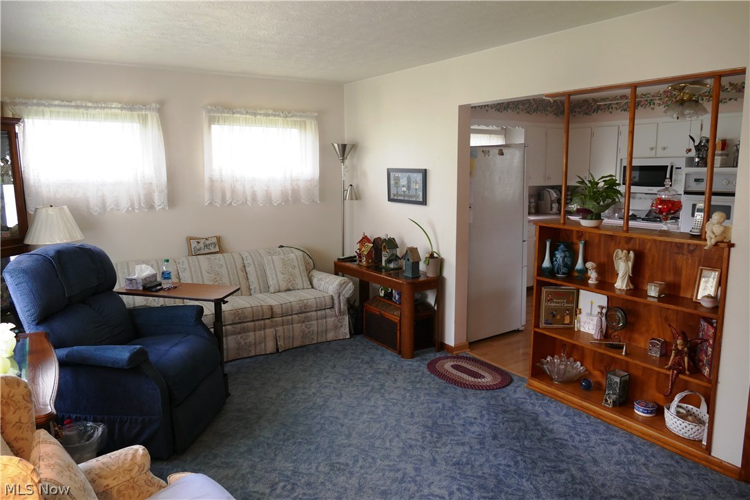 2580 Berry Road Akron, OH 44320 - Photo 6 of 13