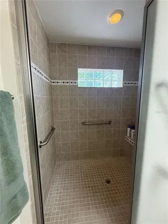 a view of livingroom with hardwood floor and ceiling fan