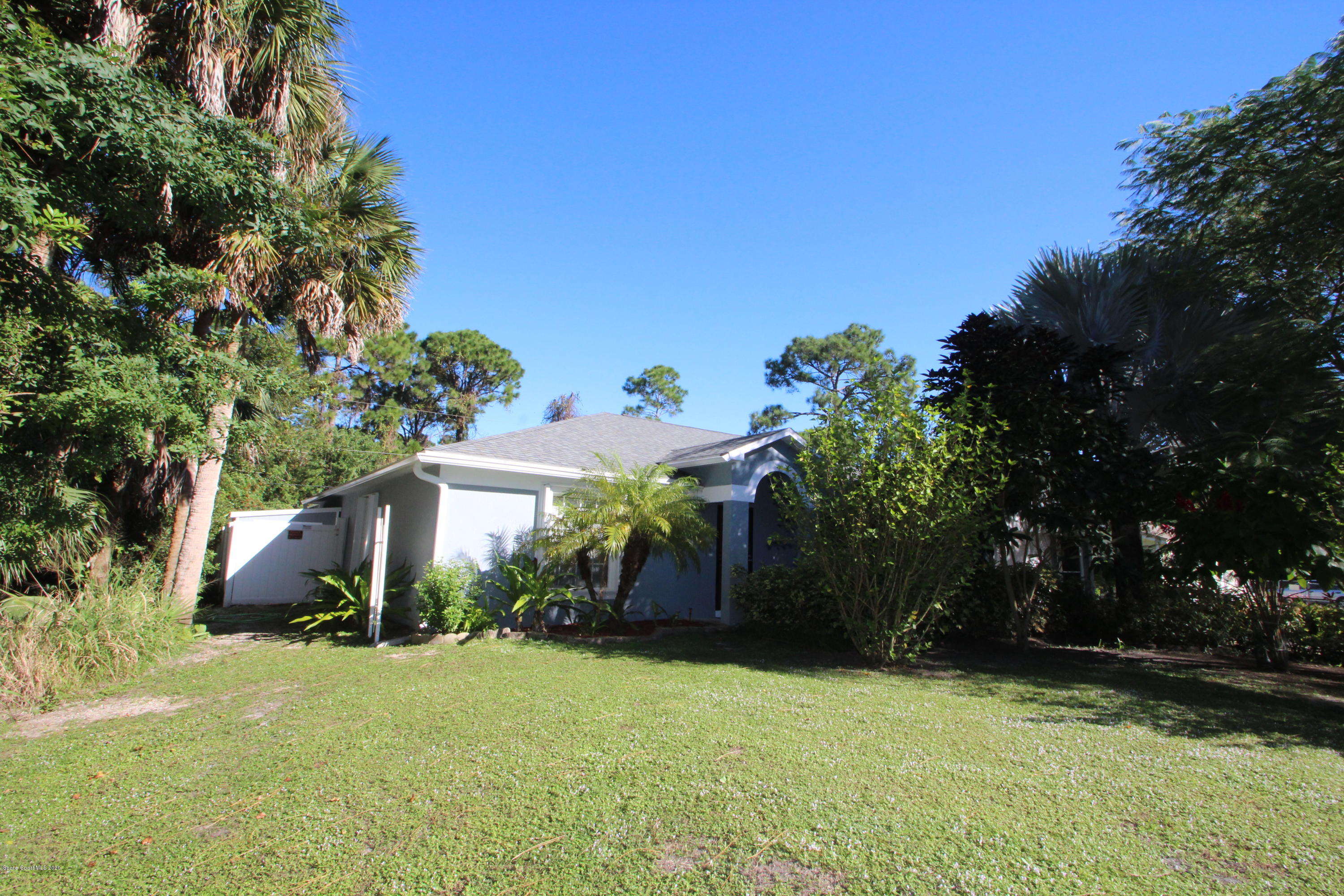 1445 Madison Road Northwest Palm Bay, FL 32907 - Photo 33 of 34 IMG_0072