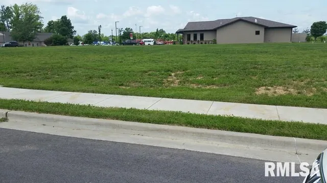 $155,700 | Lot 9 East Financial Park Drive, Carbondale, IL 62902