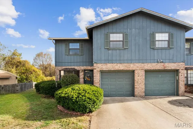 $165,000 | 40 Clinton Hill Drive, Belleville, IL 62226