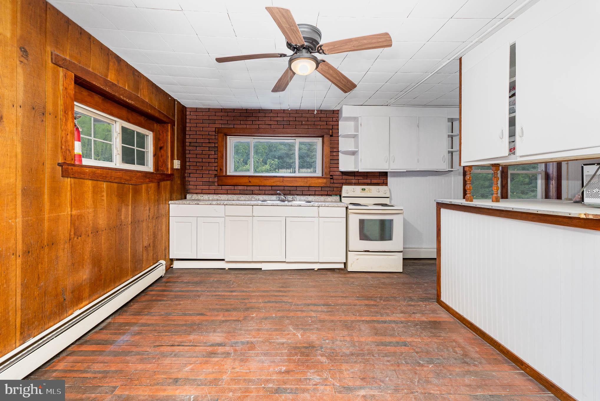 4586 Back Road Halifax, PA 17032 - Photo 8 of 35 Kitchen