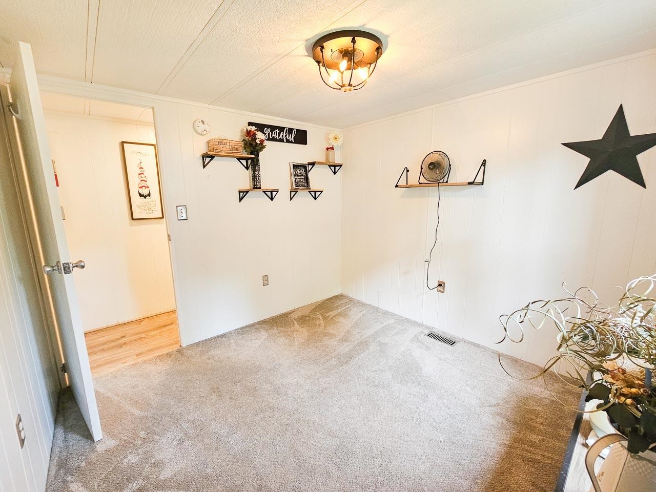 21 Cornwall Street Exeter, NH 03833 - Photo 3 of 31