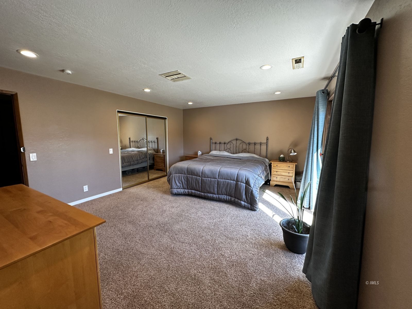 800 Valley W Circle Bishop, CA 93514 - Photo 15 of 26 Untitled