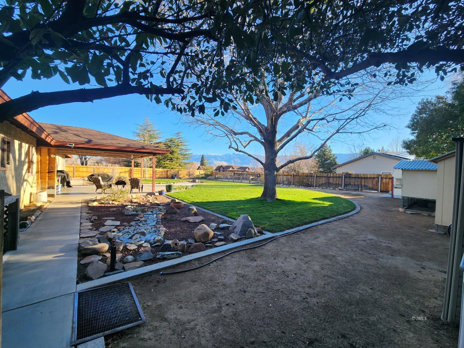 800 Valley W Circle Bishop, CA 93514 - Photo 23 of 26 Back looking north east from south west