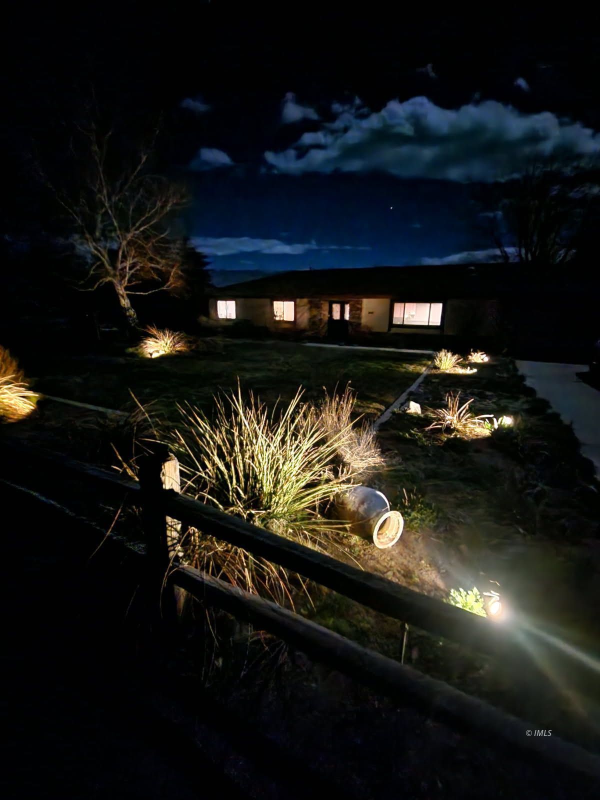 800 Valley W Circle Bishop, CA 93514 - Photo 26 of 26 From mailbox